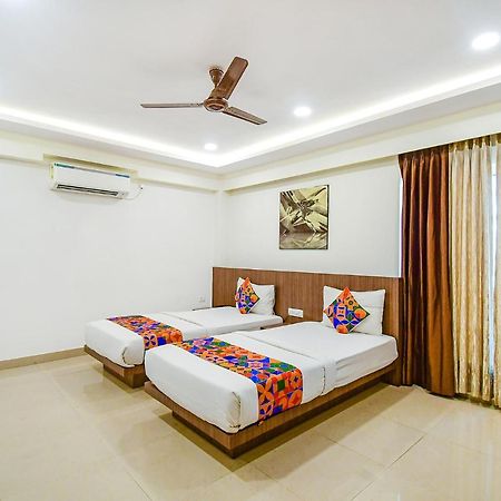 Fabhotel Kzar Select - 2Km From Park Street Kolkata Exterior photo